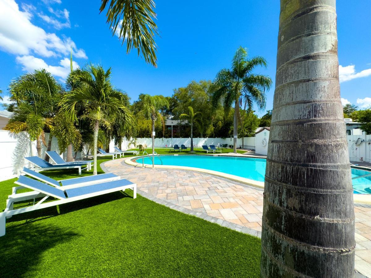 1K Bed Studio Apt With Shared Pool 02 Clearwater Exterior photo