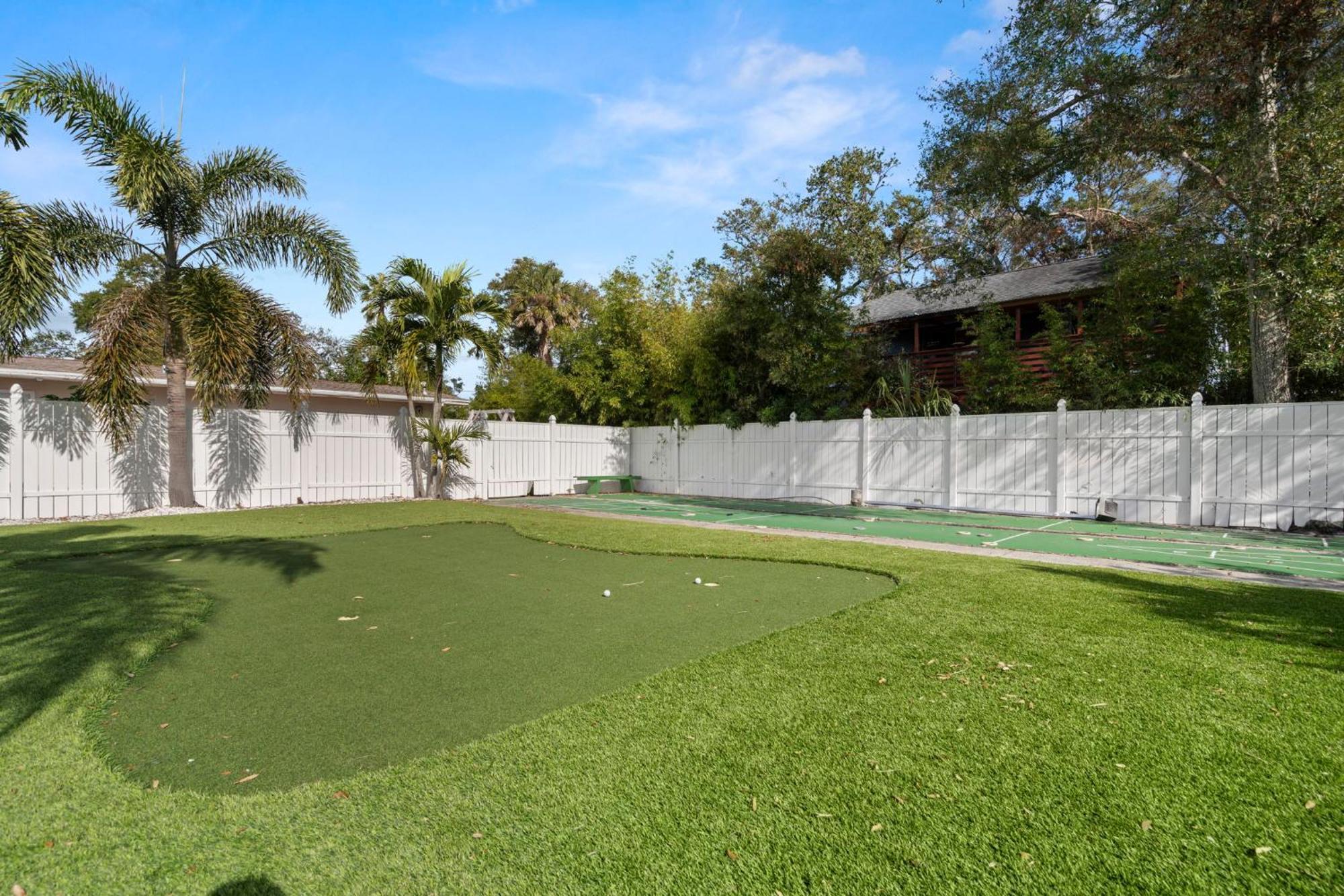 1K Bed Studio Apt With Shared Pool 02 Clearwater Exterior photo
